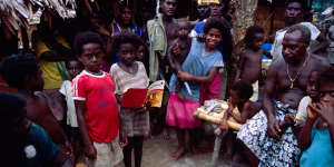 Internally displaced Bougainvilleans became a"lost generation".
