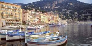 Best time:Boats anchored in Villefranche Harbour,on the French Riviera.