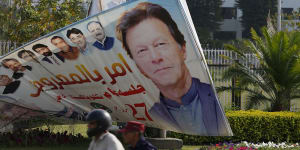 Pakistan PM Imran Khan orders election;opposition accuses him of treason