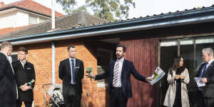 Lane Cove investment property bought in 1990 for $250,000 sells for $3.5 million
