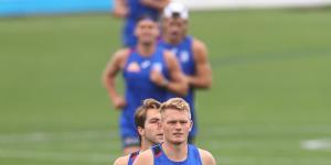 Adam Treloar trains with the Bulldogs on Wednesday. 