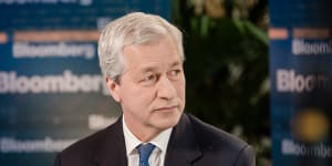Jamie Dimon,chief executive officer of JPMorgan Chase,says the bank is preparing for the likelihood of a"severe recession."