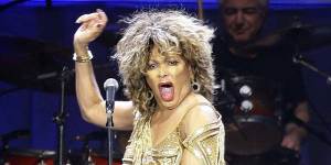 Tina Turner performs in London,2009.