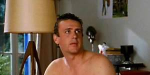 Jason Segal:a pin up for the"dad bod"lovers.