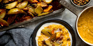 Spiced winter porridge recipe with honey and turmeric baked fruit.