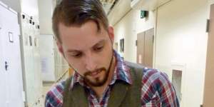 Ben Novak with Martha,the last passenger pigeon,preserved with another of her species. Her death in 1914 galvanised America’s conservation movement.