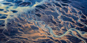 Abstract beauty:a view from above in River.