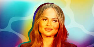 Chrissy Teigen,with buccal fat removed.