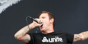 Winston McCall,Parkway Drive’s singer,wearing a T-shirt by Taylor’s clothing label,Unite.