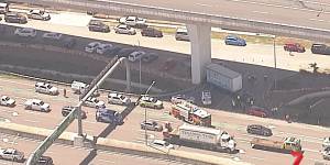 Truck driver dies after crossing onto wrong side of road,hitting three cars