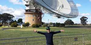 The Parkes radio telescope.
