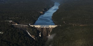 The $1 billion-plus plan to raise the dam’s wall by 14 metres has proven controversial,with opponents arguing it would potentially impact the world heritage listed Blue Mountains.