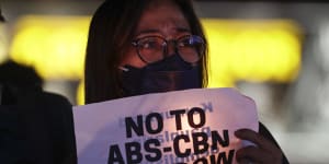 Philippine government moves to close TV network