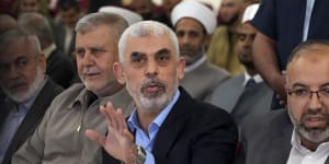Yahya Sinwar,head of Hamas in Gaza,centre.