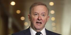 Opposition Leader Anthony Albanese will announce an election promise to create a $15 billion innovation fund.