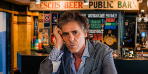 The Whitlams’ Tim Freedman,who has a long association with Labor,says the party must commit to a mandatory cashless gaming card.