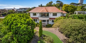 Werribee is set on a double block of 3330 square metres in Vaucluse.