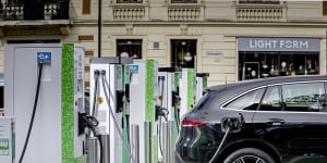 It would cost $200 million to convert the Commonwealth fleet to electric vehicles,the Parliamentary Budget Office has found. 