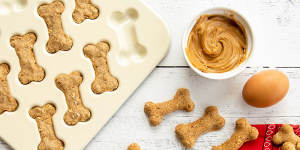 Get barking – sorry,baking – with these bone-shaped dog biscuit baking trays. 