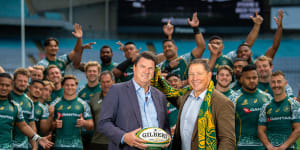Hamish McLennan and Phil Kearns with the Wallabies in 2020.