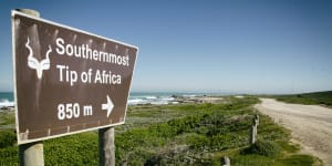 Cape Agulhas,South Africa:Where the Indian and Atlantic Ocean meet 