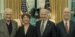 John Clauser,far left,after receiving a Nobel Prize for Physics in 2022 with US President Joe Biden and other Nobel winners Carolyn Bertozzi (chemistry) and Douglas Diamond (economic sciences). 