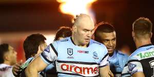 Flanagan laments errors as Sharks outlast Dragons on miserable afternoon