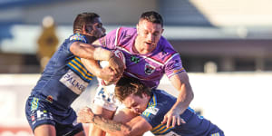 Jeff Lynch in action for the Burleigh Bears.