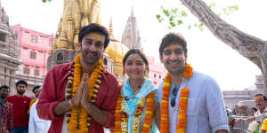Director Ayan Mukerji (right) with the two stars of Brahmastra Part One:Shiva,Ranbir Kapoor and Alia Bhatt.