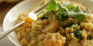 This dahl is perfect for vegetarians who want to eat in a hurry.