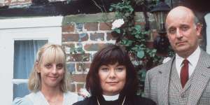 Alice Tinker (Emma Chambers),Vicar Geraldine (Dawn French) and David Horton (Gary Waldhorn) in The Vicar of Dibley Christmas special 1997. 