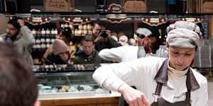 Come hungry if taking a street food tour of Naples.