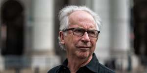 Peter Carey:‘I don’t think we’re going to lose great literature because Philip Roth acted like an a---hole’