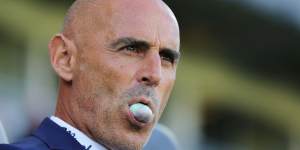 Kevin Muscat and Kenny Lowe in furious agreement - Melbourne Victory should have won