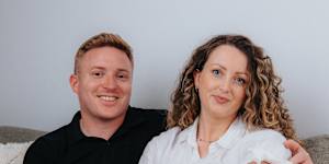 Rona Mallinson and Sam Tomkinson,with their four-week-old daughter,Pippa,who was born at Rona’s parents’ home. 