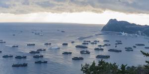 Chinese fleets anchored in Sadong port,Ulleung-do,South Korea due to bad weather in North Korean waters.