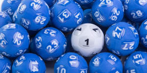 ‘I couldn’t believe it’:Twenty Kalgoorlie locals bag $53 million Powerball