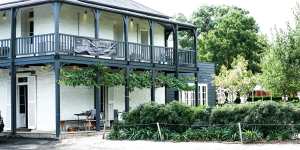 Jugiong's historic Sir George Hotel has resurrected its 1840s stone stables to create three elegant rooms.