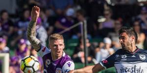 Late Glory goals earn Perth critical A-League away win