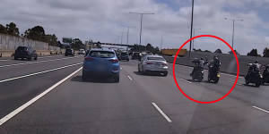 Bikie attempts to kick L-plater on Monash Freeway