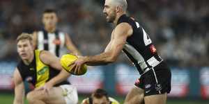 Steele Sidebottom on the run for Collingwood.