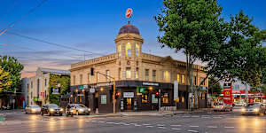 The Yorkshire Stingo,on the corner of Hoddle and Langridge streets.