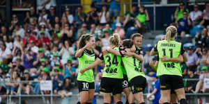 Canberra United 15-year-old Amy Sayer hits winner against Perth Glory