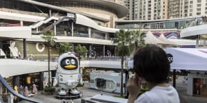 'Socialist modern'Shenzhen to rival Hong Kong,lead recovery