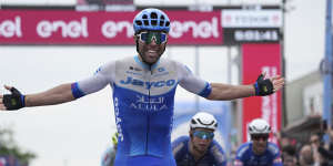 Australia’s Michael Matthews takes the third stage of the Giro d’Italia on Monday.