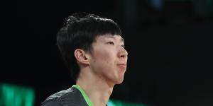 Zhou Qi warms up prior to the round two NBL game between South East Melbourne Phoenix and New Zealand Breakers at John Cain Arena.