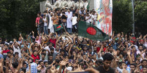 Protesters who forced PM to flee want Nobel laureate to lead Bangladesh