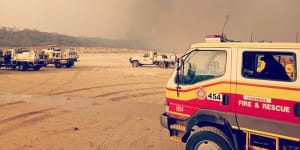 Almost half of Fraser Island burnt despite 1 million litres of water,retardant