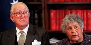 Former prime minister Malcolm Fraser and Aboriginal leader Lowitja O’Donoghue met to discuss reconciliation in 2000.