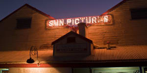 Sun Pictures movie theatre Broome,WA:The world's oldest outdoor cinema